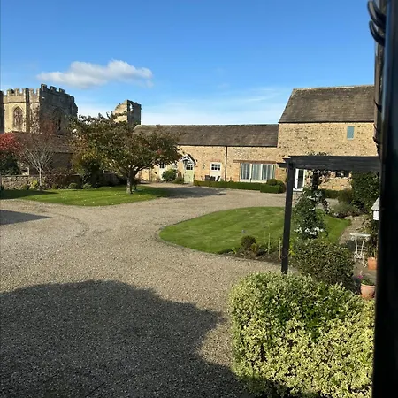 Parr At Snape Castle Mews Holiday home Bedale