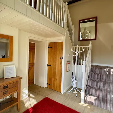 Parr At Snape Castle Mews *